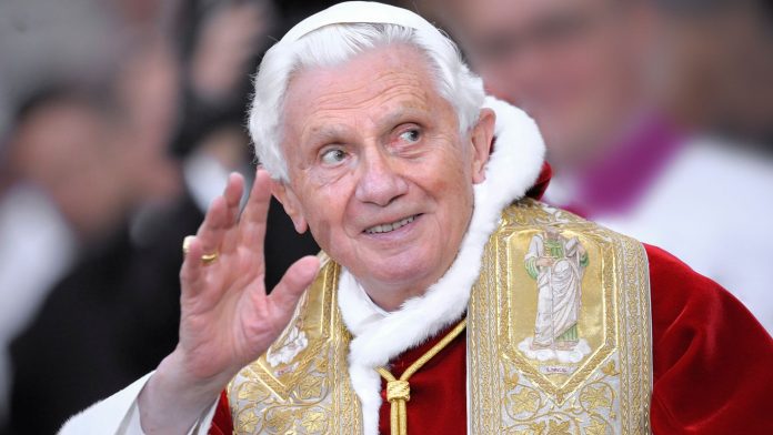 Pope Benedict dies, aged 95