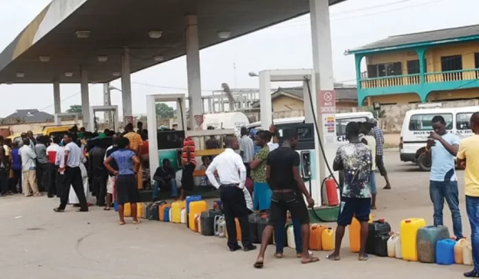 Residents groan as fuel scarcity worsens in Abuja